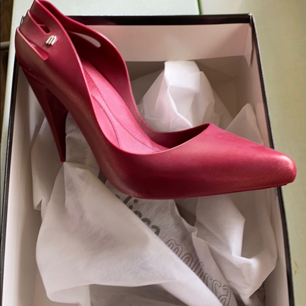 Melissa Classic Heel - size 10